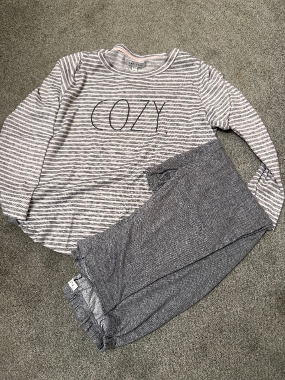 Rae Dunn Cozy 2 piece Pajama Set